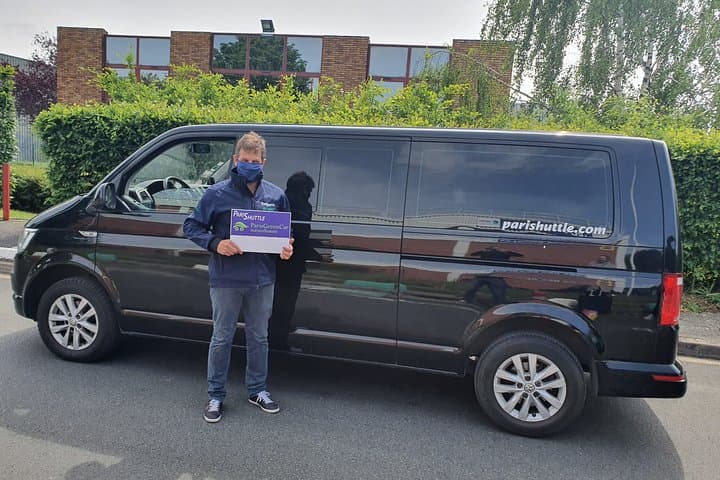 SUV Private Transfer: Charles de Gaulle Airport (CDG) to Paris