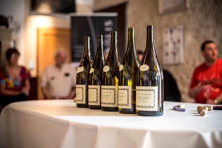 Tasting Chablis Domaine Clotilde Davenne in French
