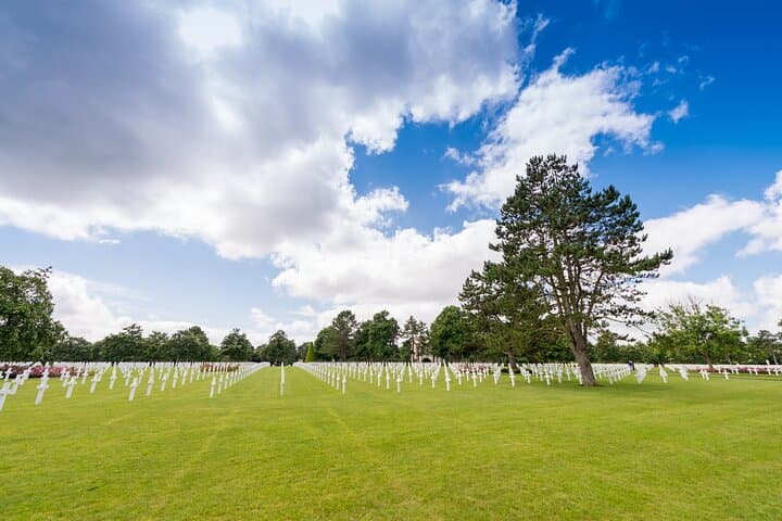The American Military cemetery at Colleville-sur-Mer. Link Paris