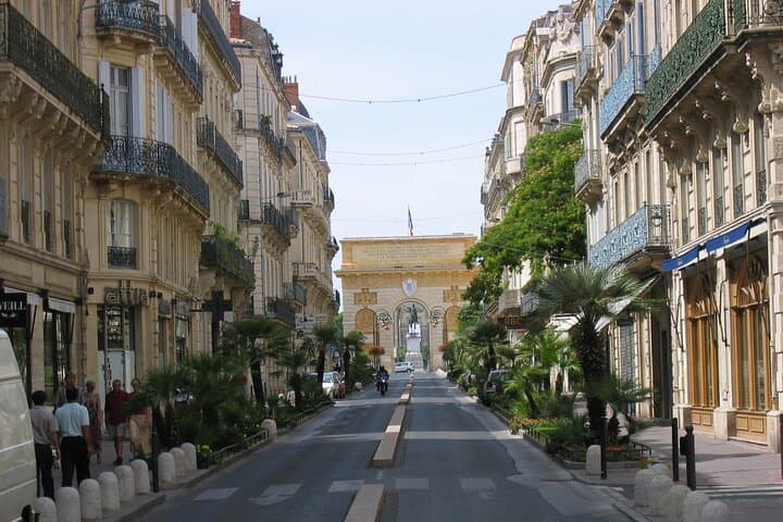 Private 2-hour Walking Tour of the Historical Center of Montpellier