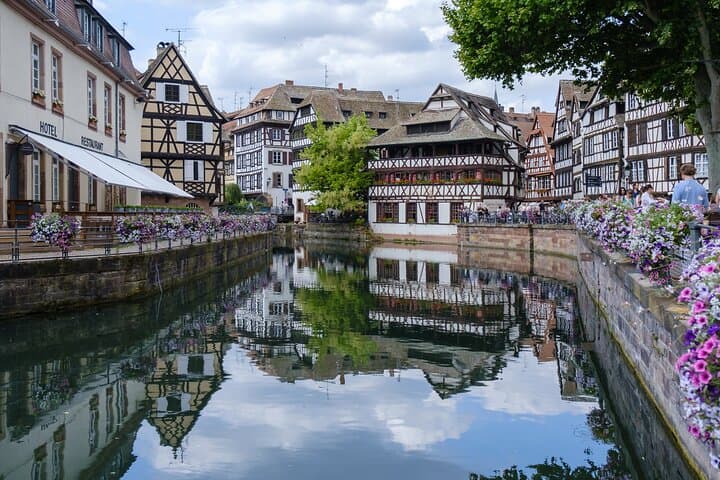 Touristic highlights of Strasbourg a Private half day tour with a local