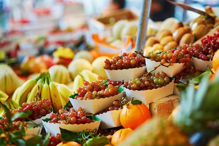 Paris Street Food Crawl (2 Hours Guided Food Tasting Experience)