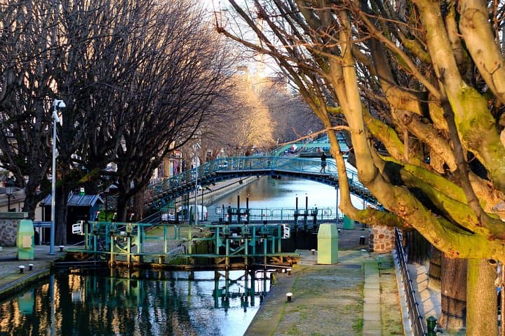 The romantic side of Paris (Fall in love again) - Private tour with a local