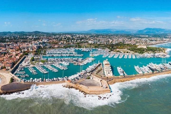 Private Departure Transfer: Hotels in Antibes to Nice Airport