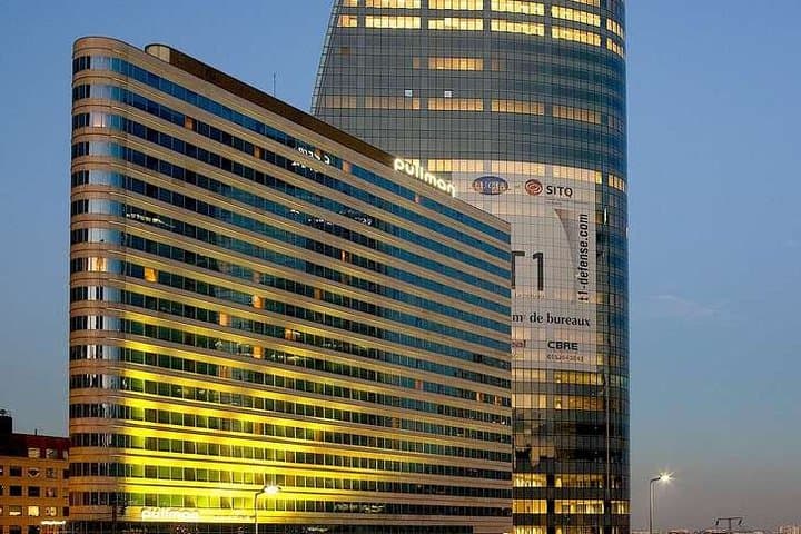 La Defense Private Transfer to Airport or Central Paris