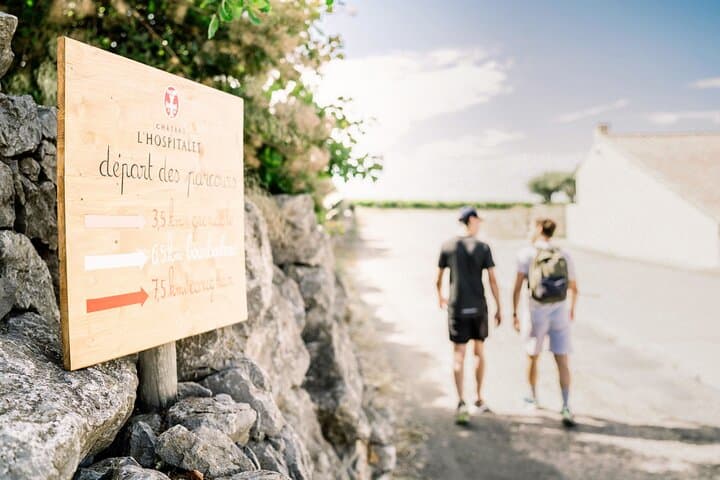 Pedestrian route panel