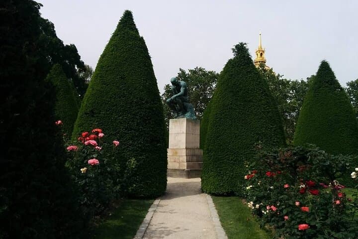 Private Eiffel Tower district walking tour with Rodin Museum