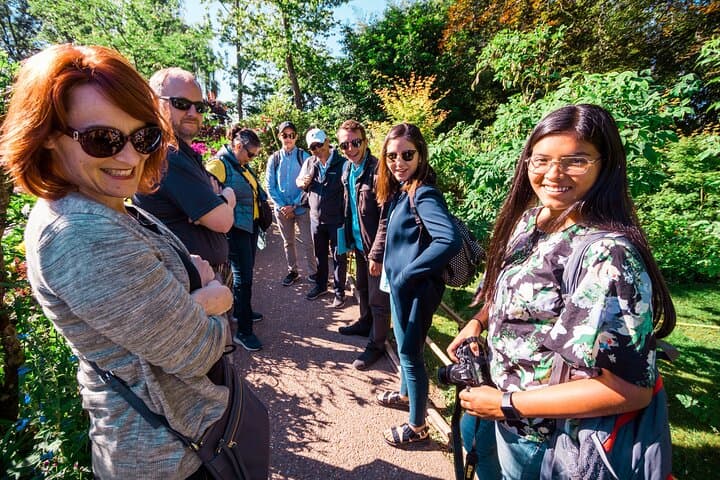 Giverny Small-Group Half Day Trip with Monet’s Gardens from Paris