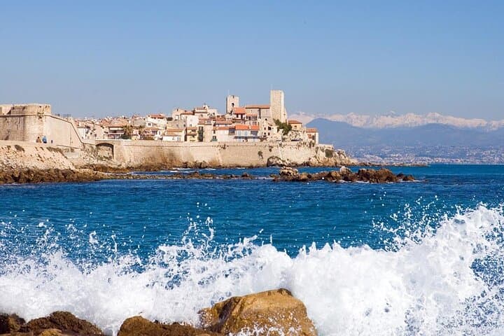 Small-Group Half-Day Tour to St-Paul-de-Vence, Antibes and Cannes from Nice