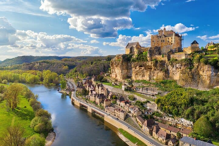 Dordogne river and Beynac