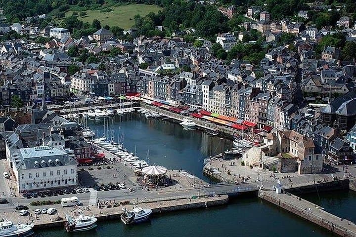 Giverny and Honfleur Private Day Trip from Paris