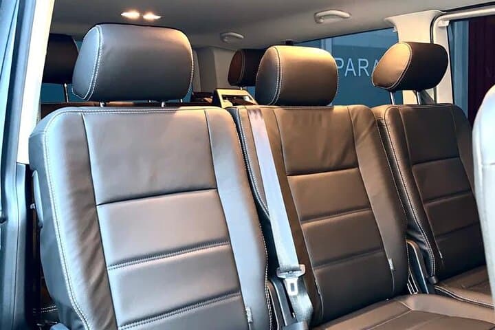 Private Transfer from the City of Paris To Roissy CDG Airport