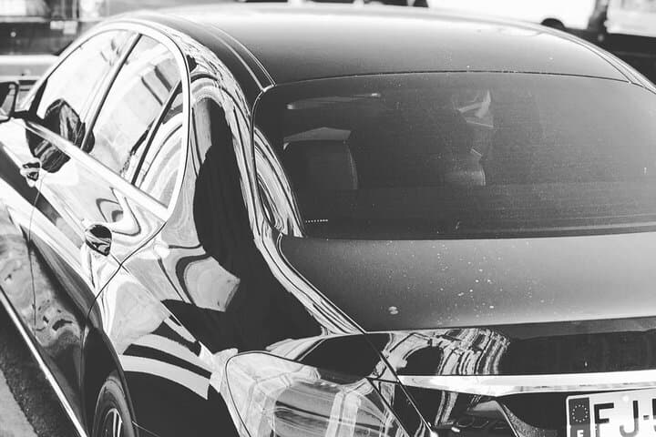 Private Transfer from the City of Paris To Orly Airport (ORY)