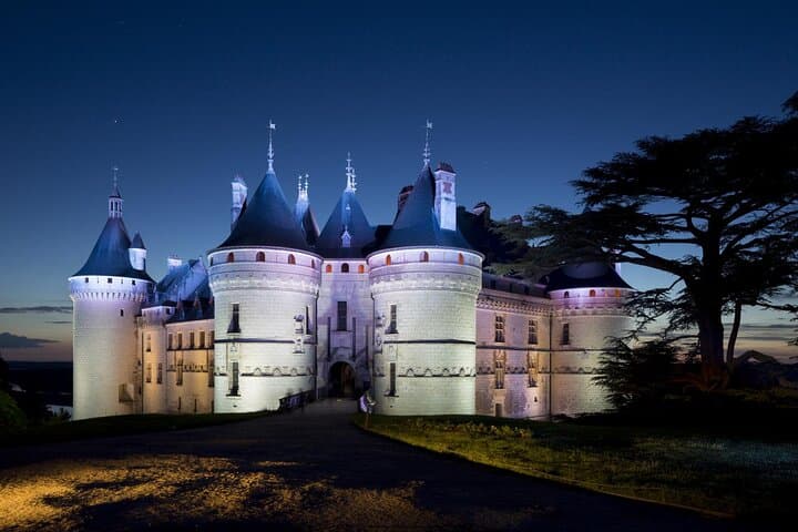 Chaumont by night