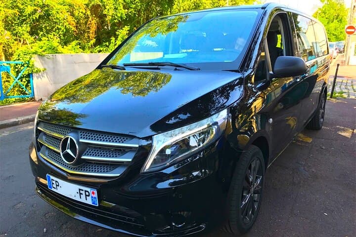 Try find your better than us ! Airport transfer service in Paris APT-HTL (CDG)