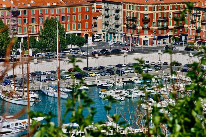 5-day Private Paris, Burgundy, Provence, Nice Live Guided Tour