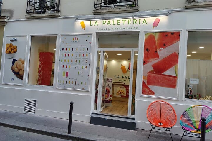 Full-Day Guided Tour in Paris with Hotel Pick Up & Drop