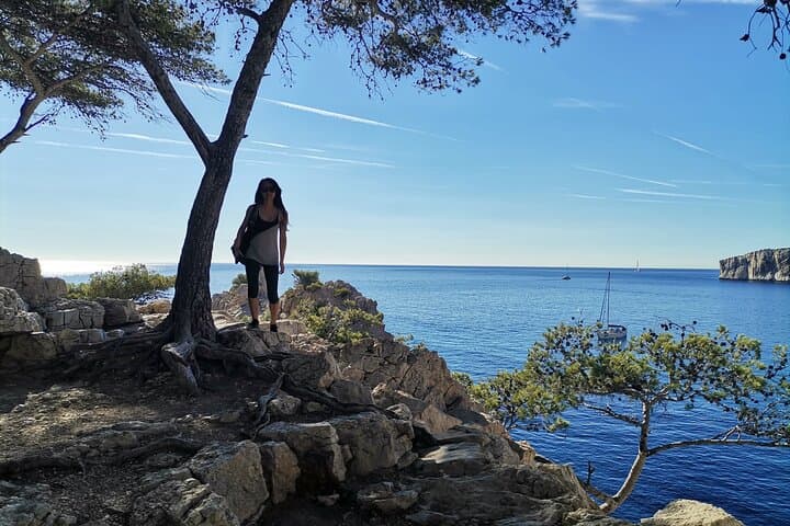 Hiking in the Calanques National park from Marseille