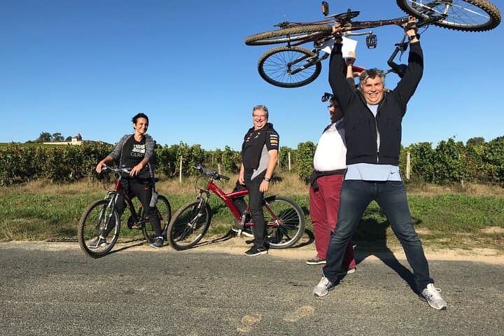 Commented bike ride of the Vineyards and Castles of Sauternes