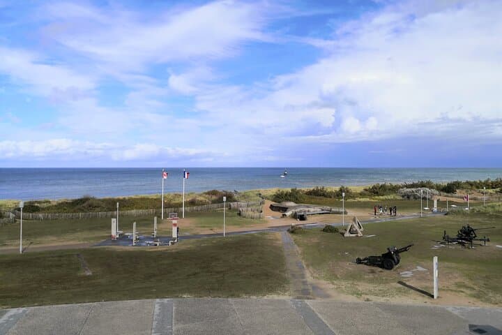Day trip from Paris to Juno Beach, Normandy - Private Tour (2 pax)
