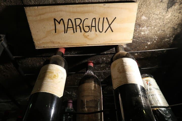 Bordeaux Wine Tasting – Discover Old Vintages