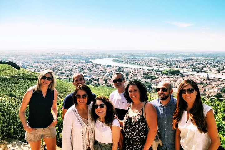 Full Day Guided Wine Tour with Tasting and Lunch