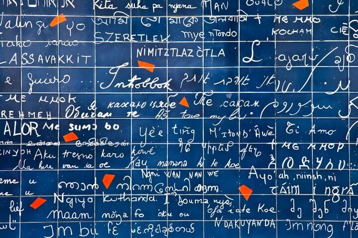 Paris Edith Piaf Walk: Montmartre Self-Guided Puzzle Tour