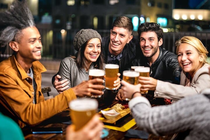 Private French Beer Tasting Tour in Paris Old Town