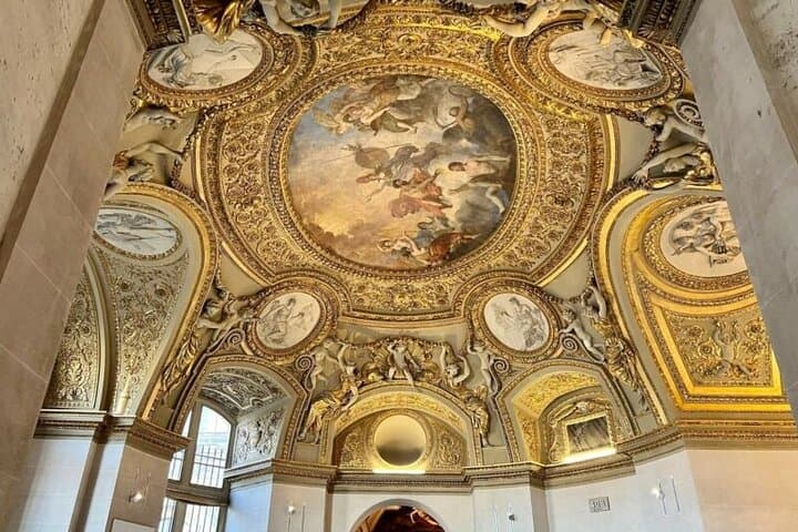 Mona Lisa First Access - Louvre Private Guided Tour