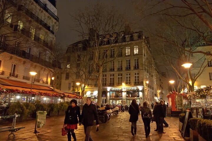 Private Van Tour in Paris - 12 Hours at disposal