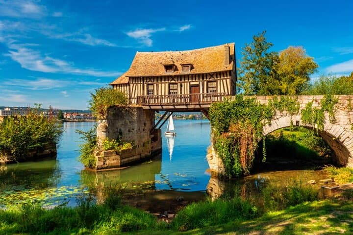 Half Day Trip: Paris to Giverny Monet's Gardens & House