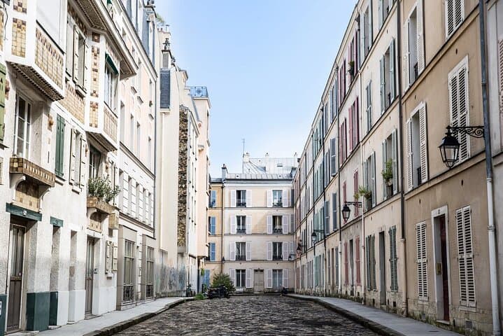 6 Hours Paris City Tour with Seine River Dinner Cruise and Hotel Pickup