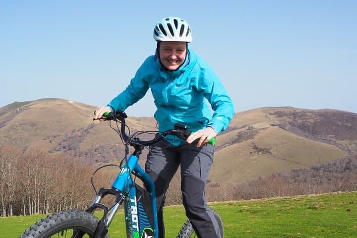 Guided hike to Iraty by electric scooter