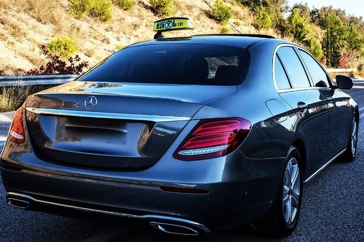Paris to Geneva Private Transfer