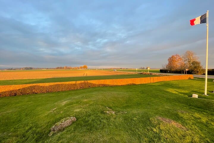 1 day Canadian WW1 private tour including Vimy Ridge