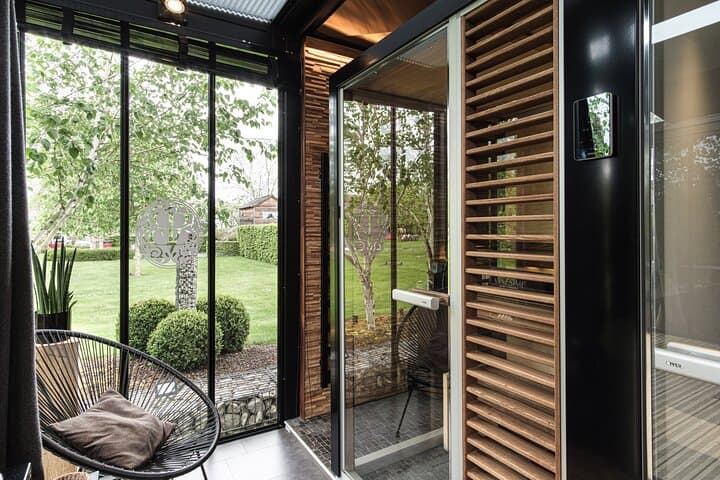 30-minute Relaxing Treatment in Burgundy