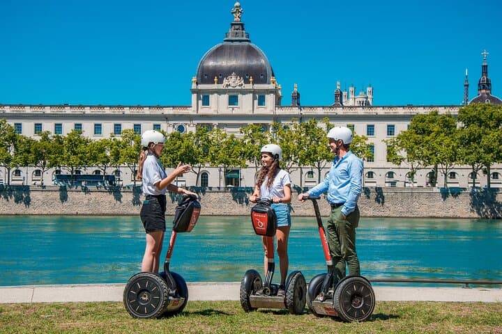 ComhiC 1h30 Segway Historique Hotel-Dieu