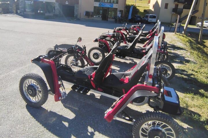 tandem vehicle