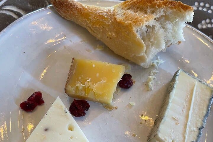 3-Day Tour to the Best Food and Drink in Paris and Champagne