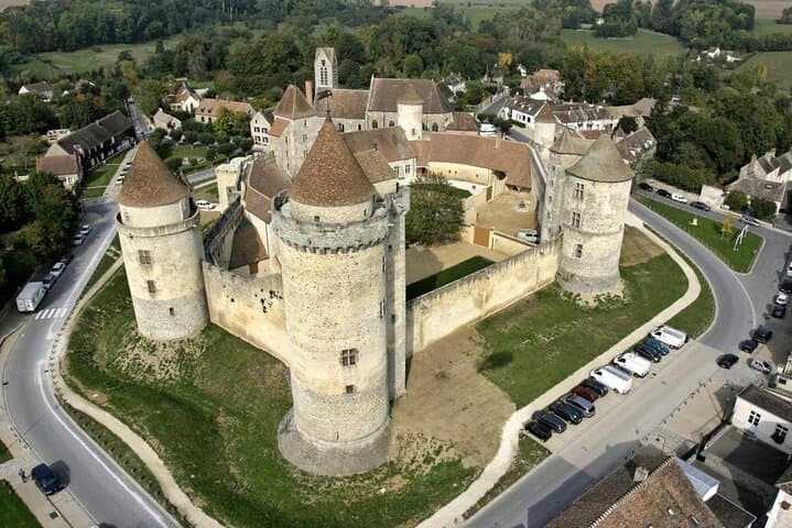 Blandy-les-Tours 14 century castle