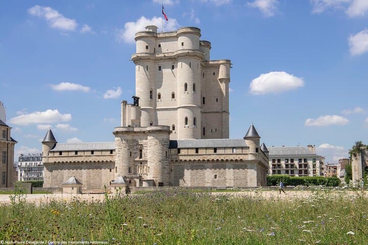 Vincennes Castle, Royal residence, XII century.