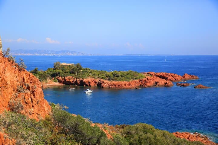 Mandelieu: Esterel Corniche d'Or 1h15 sightseeing cruise by ferry