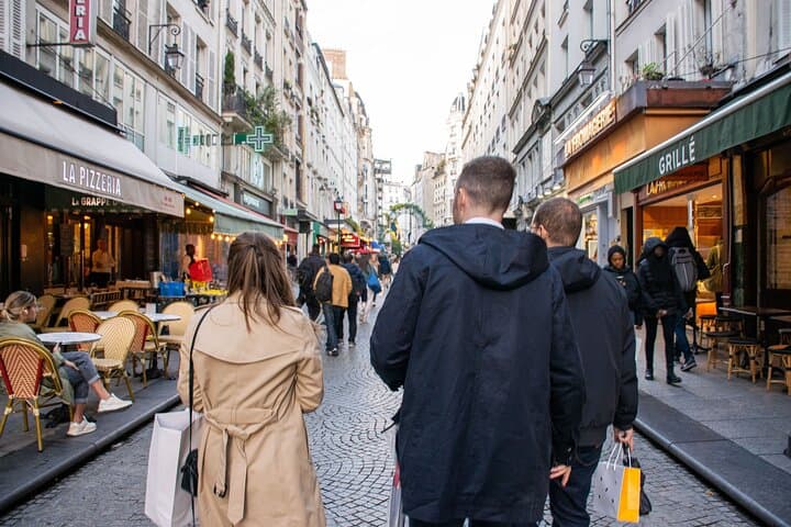 Food Tour around Christmas in Paris