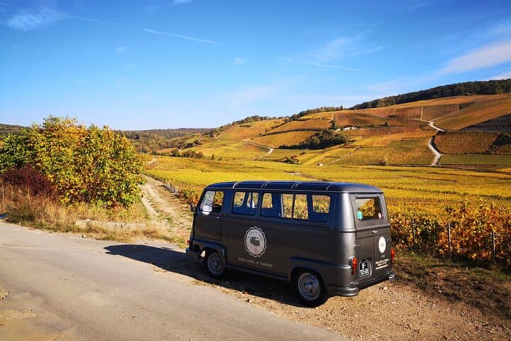 Marie, our vintage van from 1980 in autumn.