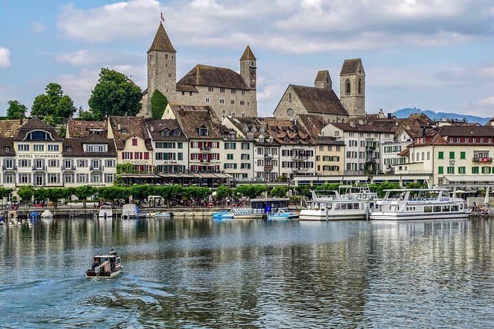 Private Transfer in the Alps from Val Thorens to Zurich, English Speaking Driver