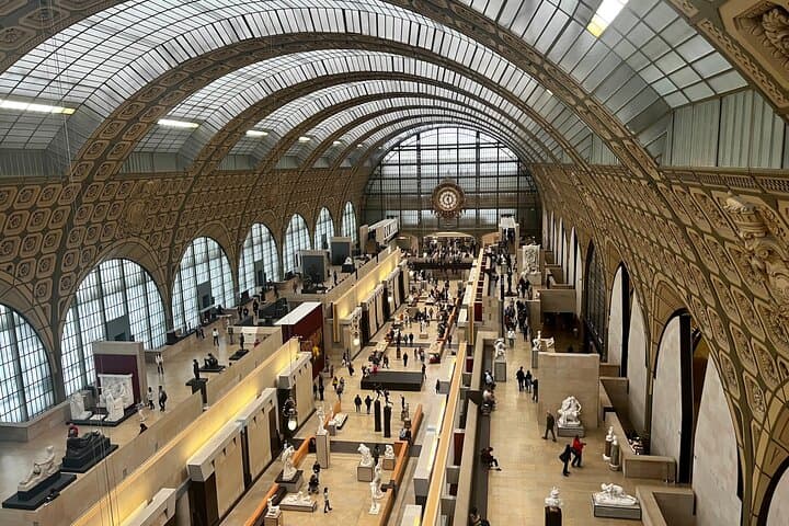 Skip-the-line Orsay Museum Private Tour in Paris for Kids and Families