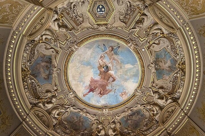Full-Day Private Chantilly Castle Tour from Paris