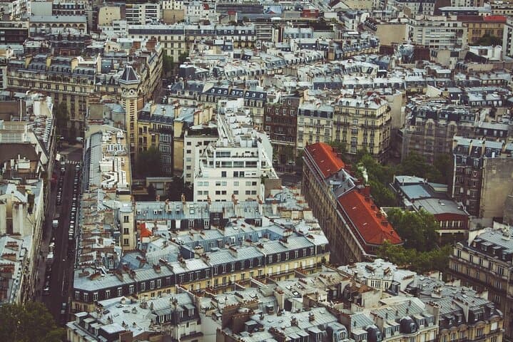 Paris Orientation Tour in Small Group with an Expert Driver