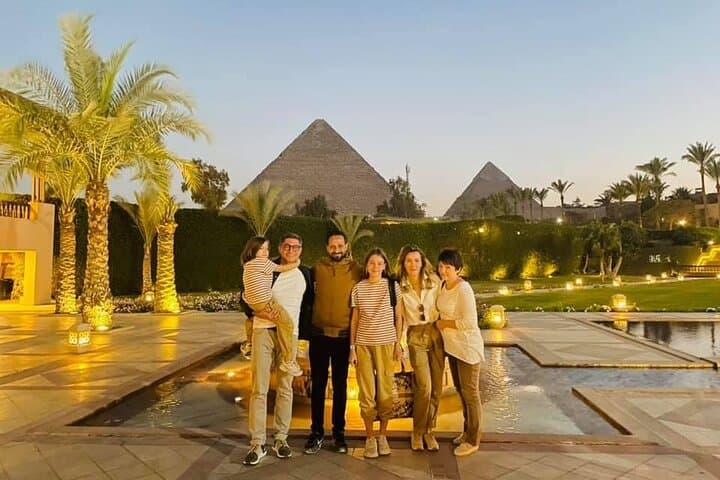 All Inclusive Day Tour To Giza Pyramids Egyptian Museum And Bazaar