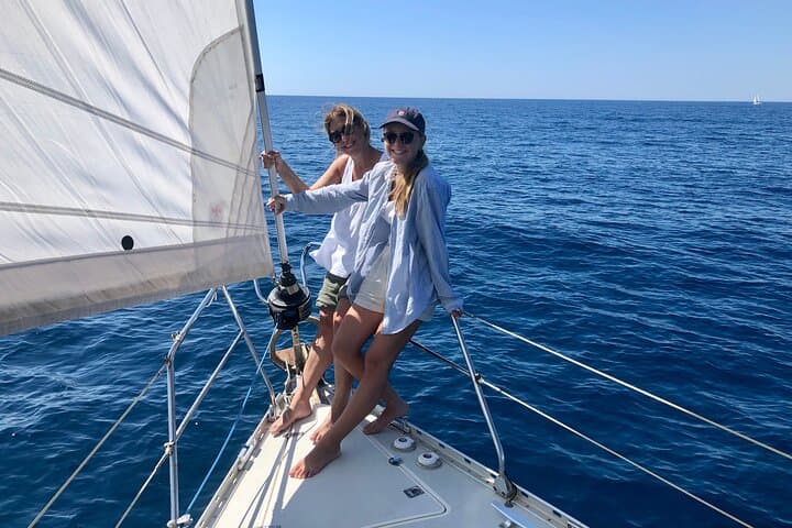 7-day cruise in a 12-meter sailboat